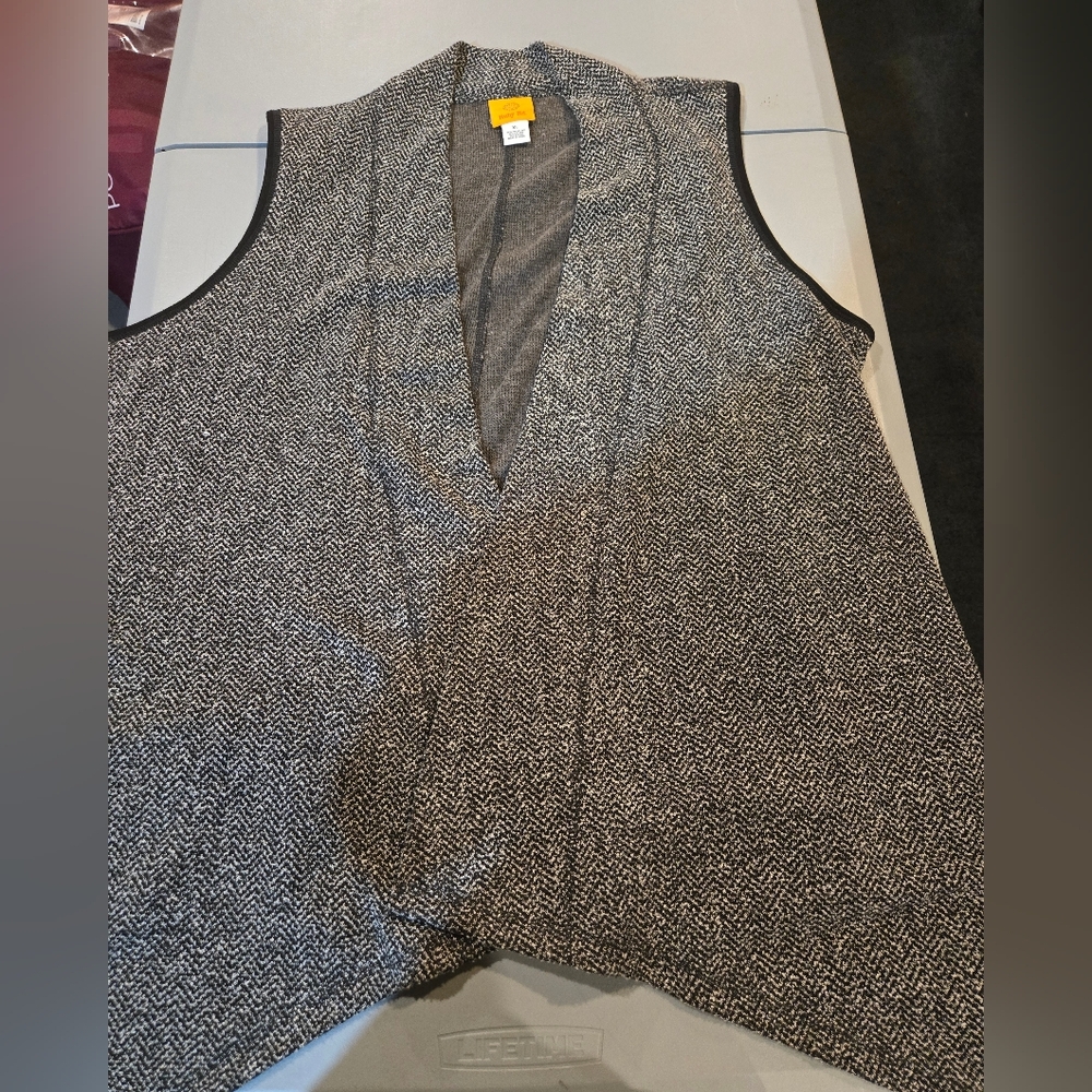 Ruby Rd. Black and Gray Herringbone Tank Top (4c27)